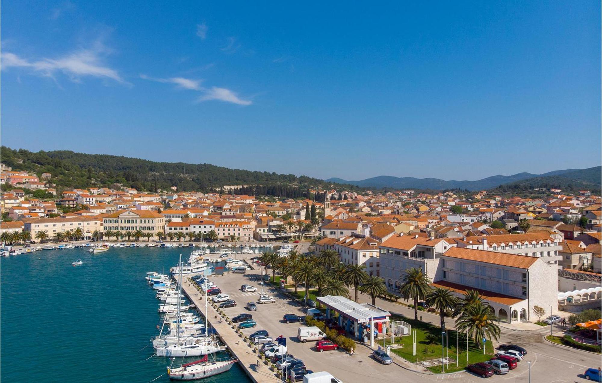 Beautiful Apartment In Vela Luka With Kitchen Zewnętrze zdjęcie