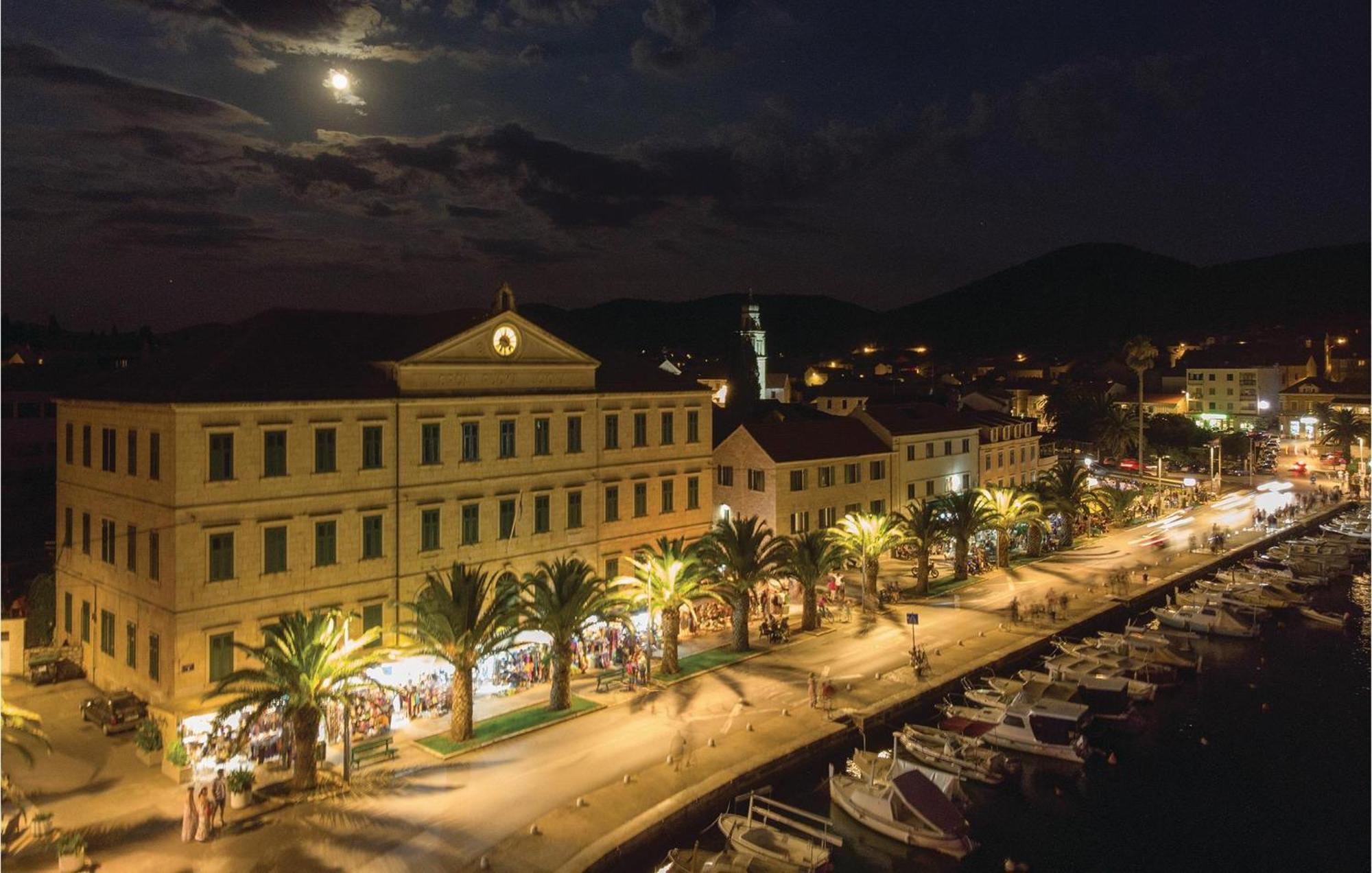 Beautiful Apartment In Vela Luka With Kitchen Zewnętrze zdjęcie